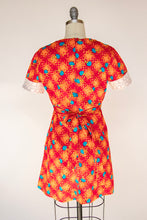 Load image into Gallery viewer, 1970s Mini Dress Printed Mod S