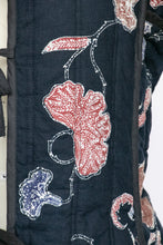 Load image into Gallery viewer, 1970s Cotton Quilted Jacket Batik M