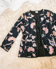 Load image into Gallery viewer, 1970s Cotton Quilted Jacket Batik M