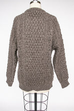 Load image into Gallery viewer, 1970s Wool Knit Fisherman Sweater S