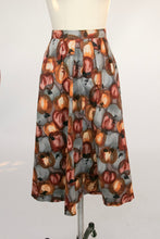 Load image into Gallery viewer, 1950s Full Skirt Cotton Autumnal Fruit XS