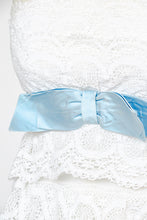 Load image into Gallery viewer, 1950s Dress White Lace Strapless Fitted M