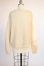 Load image into Gallery viewer, 1980s Sweater Chunky Knit Cropped Cardigan M