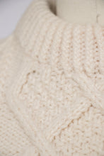 Load image into Gallery viewer, 1970s Wool Knit Fisherman Sweater XS