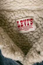 Load image into Gallery viewer, 1980s Levi's Denim Sherpa Jacket Fleece M