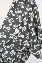 Load image into Gallery viewer, 1990s Dress Bow Print Wrap Mermaid Skirt XS
