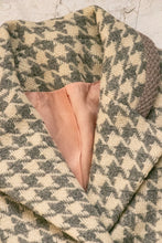 Load image into Gallery viewer, 1960s Wool Jacket Houndstooth Mod Coat S
