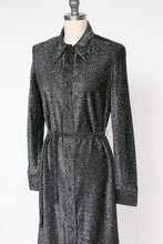 Load image into Gallery viewer, 1970s Dress Metallic Silver Lamé Shirtfront Dagger Collar M