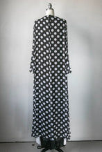 Load image into Gallery viewer, 1970s Estévez Eva Gabor Dress Chiffon Two Tone Gown S/M