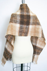1970s Mohair Oversized Knit Shawl Cream Wrap Scarf