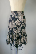 Load image into Gallery viewer, 1980s Silk Skirt Anne Klein M