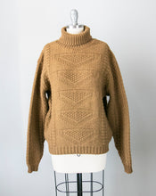Load image into Gallery viewer, 1970s Sweater Wool Knit Turtleneck M
