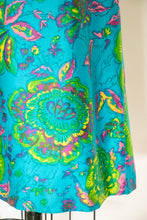 Load image into Gallery viewer, 1960s Dress Printed Cotton Shift M