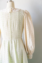 Load image into Gallery viewer, 1970s Maxi Dress Green Eyelet Lace M