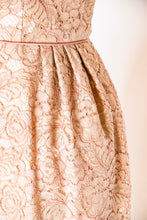 Load image into Gallery viewer, 1950s Dress Beige Champagne Lace S/M