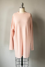 Load image into Gallery viewer, 1990s DKNY Sweater Oversized Wool S