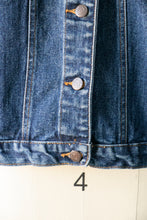 Load image into Gallery viewer, 1990s Bill Blass Denim Jacket M