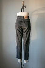 Load image into Gallery viewer, 1990s Levi&#39;s 550 Jeans Black Denim 29&quot; x 29&quot;