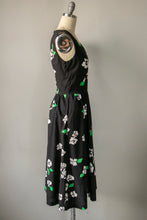 Load image into Gallery viewer, 1960s Dress Cotton Hawaiian Floral S