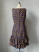 Load image into Gallery viewer, 1960s Dress Cotton Floral Ruffle Shift M