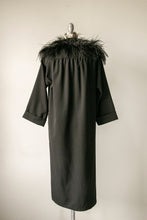 Load image into Gallery viewer, 1960s Shirt Dress Feather Collar M