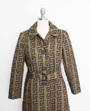 Load image into Gallery viewer, 1960s Coat Faux Fur Lined Zig Zag