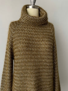 1970s Anne Klein Sweater Mohair Turtleneck M