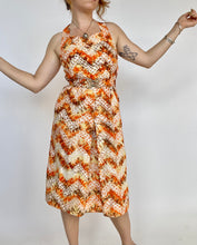Load image into Gallery viewer, 1960s Dress Cotton Printed Cross Back S