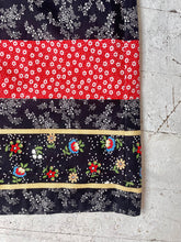 Load image into Gallery viewer, 1970s Culottes Cropped Pants Printed Cotton High Waist XS
