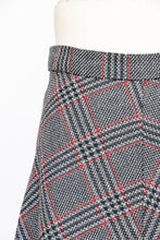 Load image into Gallery viewer, 1970s Wool Full Skirt Plaid A-line M