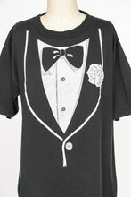 Load image into Gallery viewer, 1980s Tee Tuxedo Print T-Shirt L