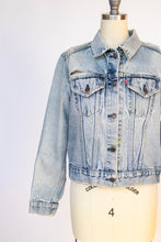 Load image into Gallery viewer, 1970s Levi&#39;s Denim Jacket Distressed S
