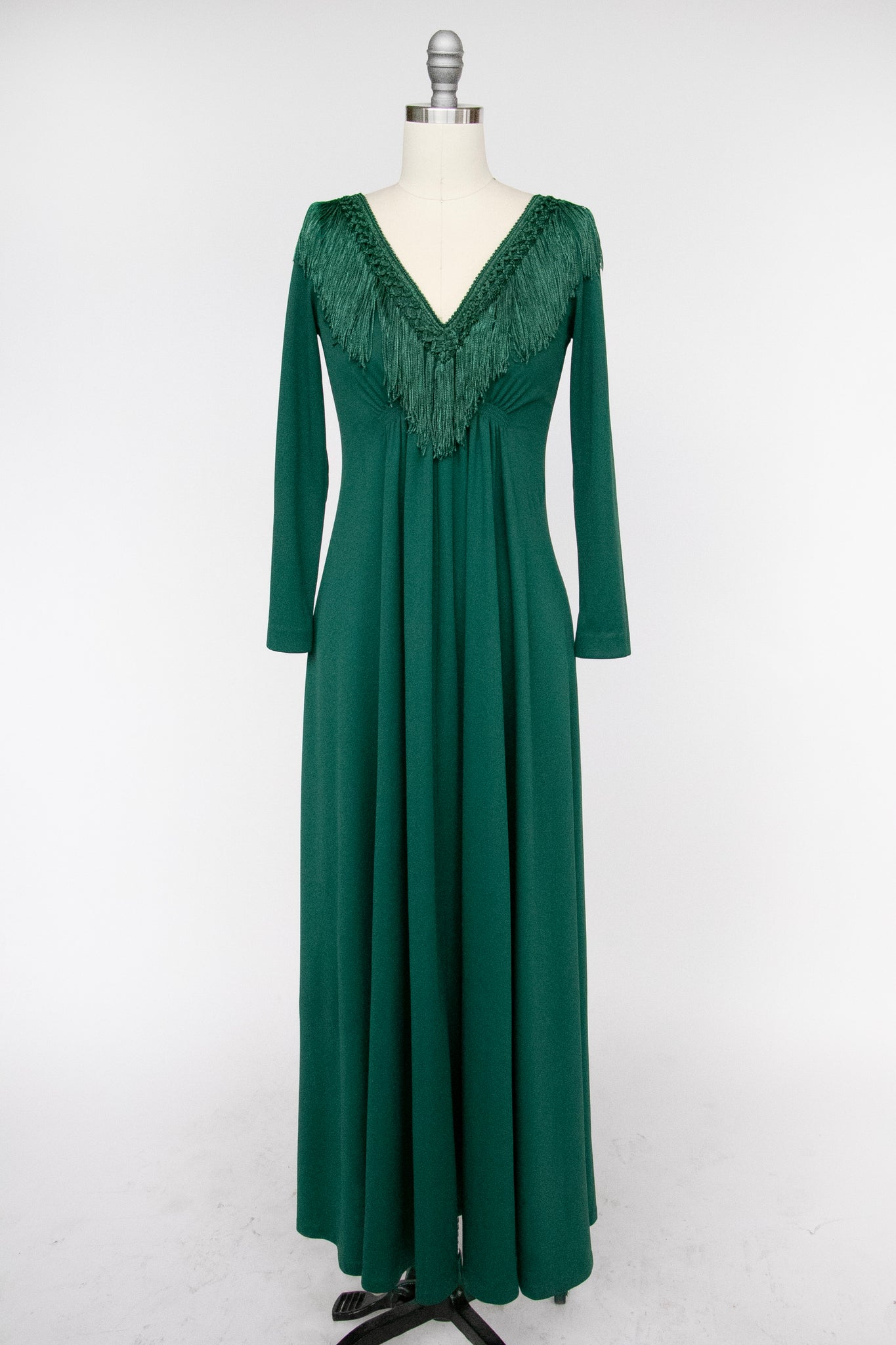 1970s Maxi Dress Green Fringe Boho Maxi S Deja Vintage Boutique 1970s Maxi Dress Green Fringe Boho Maxi S Deja Vintage Boutique