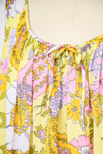 Load image into Gallery viewer, 1970s Nightgown Slip Dress Floral Knit L