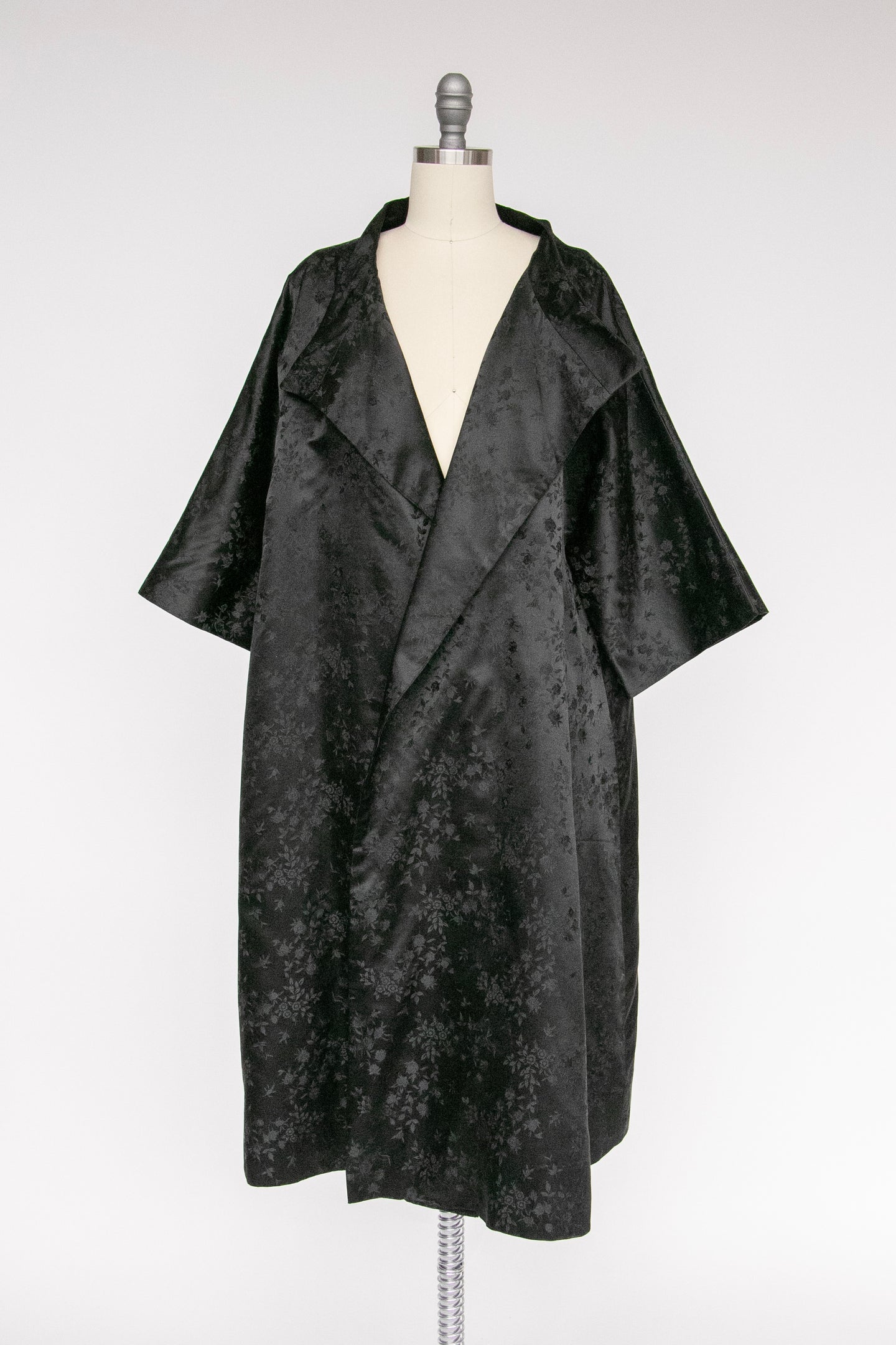 1950s Swing Coat Silk Brocade Black Cocktail