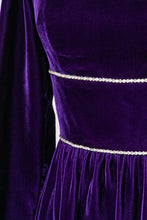 Load image into Gallery viewer, 1960s Maxi Dress Purple Velvet Full Length M/S