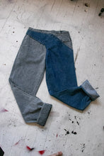 Load image into Gallery viewer, 1980s Jeans Cotton Denim Two Tone Volup High Waist 36&quot; x 35&quot;