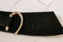 Load image into Gallery viewer, 1980s Belt Leather Black Cinch Waist Tapered M