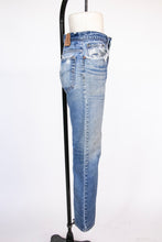 Load image into Gallery viewer, Levi&#39;s 512 Jeans Distressed Denim Slim Fit Straight Leg 1990s 32&quot; x 31&quot;