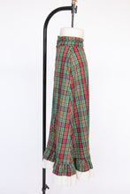 Load image into Gallery viewer, Vintage Gunne Sax Maxi Skirt 1970s Cotton Plaid M