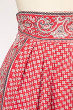 Load image into Gallery viewer, 1940s Skirt Cotton Paisley Printed S