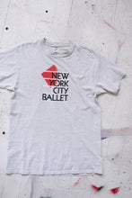 Load image into Gallery viewer, 1990s Tee New York City Ballet Oversized T-shirt L