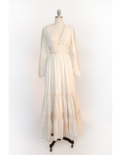 Load image into Gallery viewer, Vintage 1970s Gunne Sax Dress Maxi Coton Lace sz 11