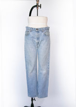 Load image into Gallery viewer, 1990s Levi&#39;s 505 Jeans Cotton Denim 34&quot; x 30&quot;