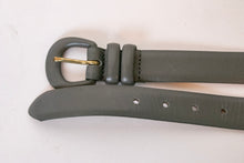 Load image into Gallery viewer, 1980s Waist Cinch Belt Grey Leather M