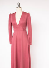 Load image into Gallery viewer, 1970s Maxi Gown Jersey Dress Mauve Knit S