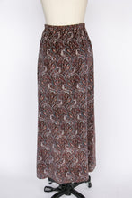 Load image into Gallery viewer, 1970s Velvet Maxi Full Skirt Printed Paisley S