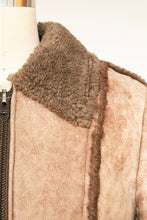 Load image into Gallery viewer, 1970s Shearling Cropped Jacket Sheepskin Brown S