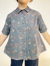 Load image into Gallery viewer, 1950s Maternity Smock Blouse Floral Cotton Top S/M