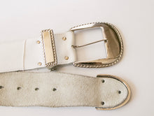 Load image into Gallery viewer, Vintage 1980s Belt Leather Silver Buckle Western L